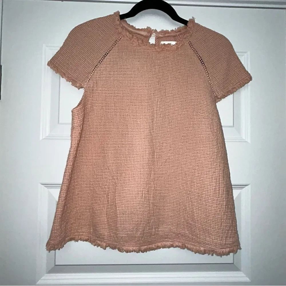 J.O.A Los Angeles Cap Sleeve Textured Frayed Shirt Top